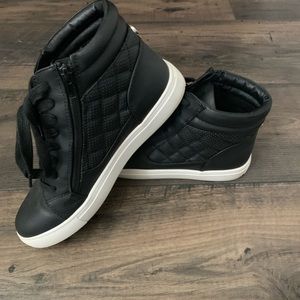 Steve Madden High Top Sneakers